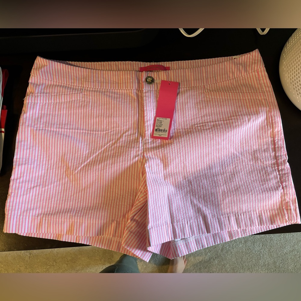 Kelly Shorts in Pink Seersucker